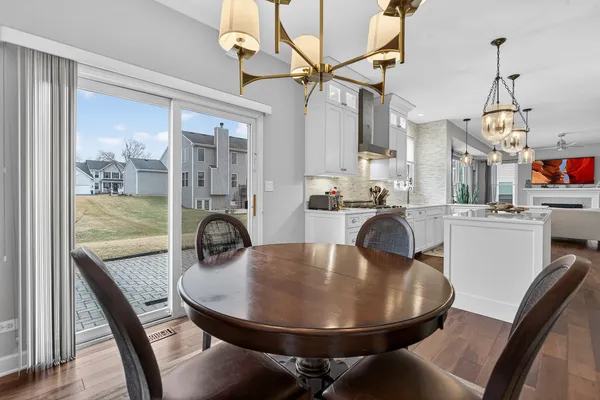 $729,000 | 5285 Shotkoski Drive, Hoffman Estates, IL 60192