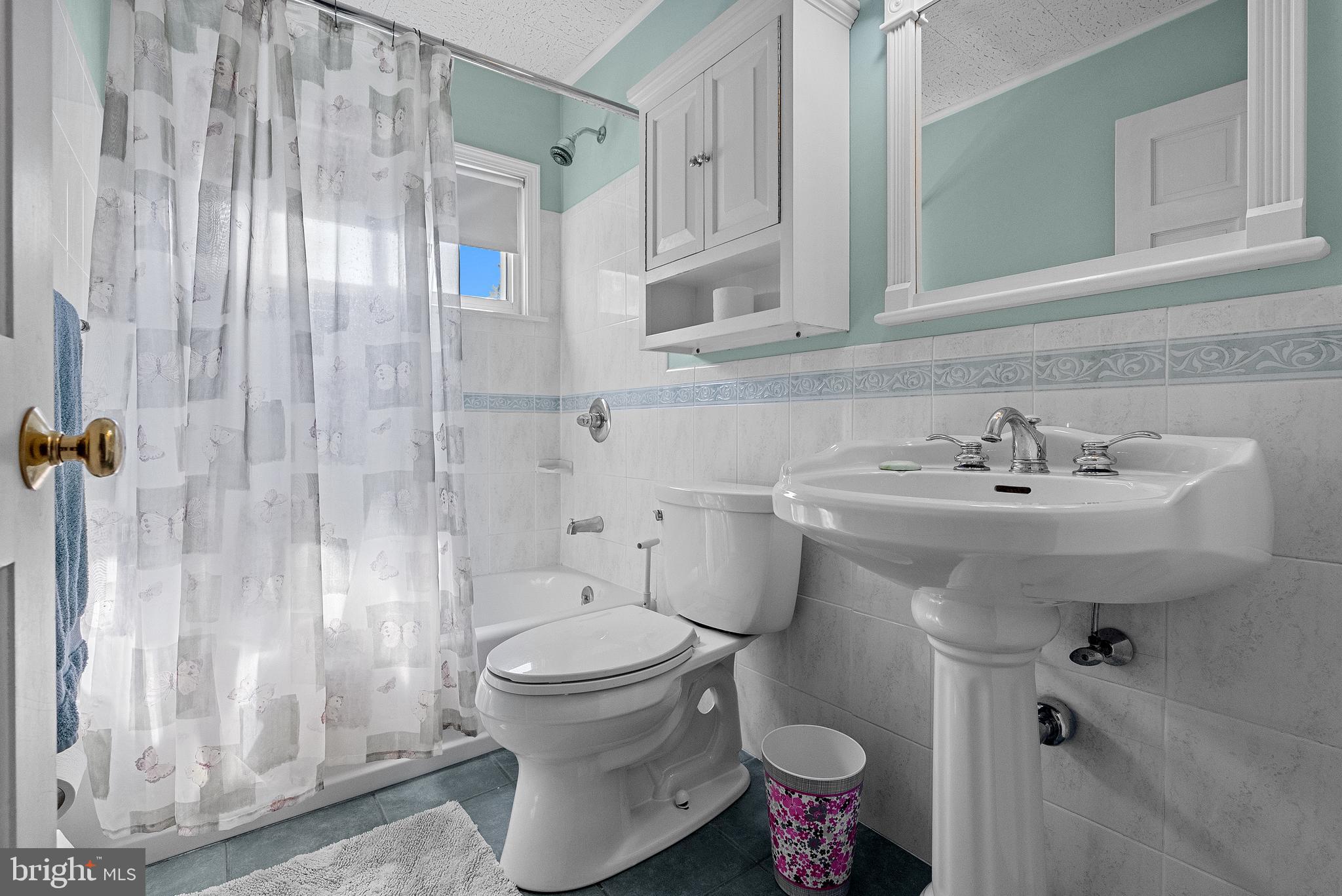 41 Spicebush Road Levittown, PA 19056 - Photo 23 of 32 Gallery Image 23