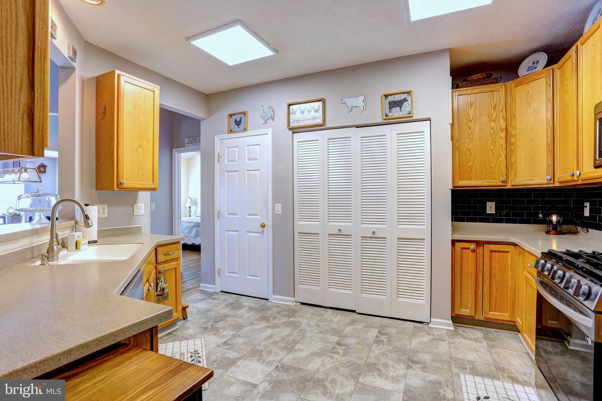 5232 Glenthorne Court, Unit 5232 Rosedale, MD 21237 - Photo 11 of 29