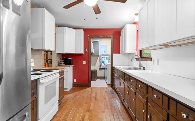 $850,000 | 2907 Mowbray Pike, Soddy Daisy, TN 37379