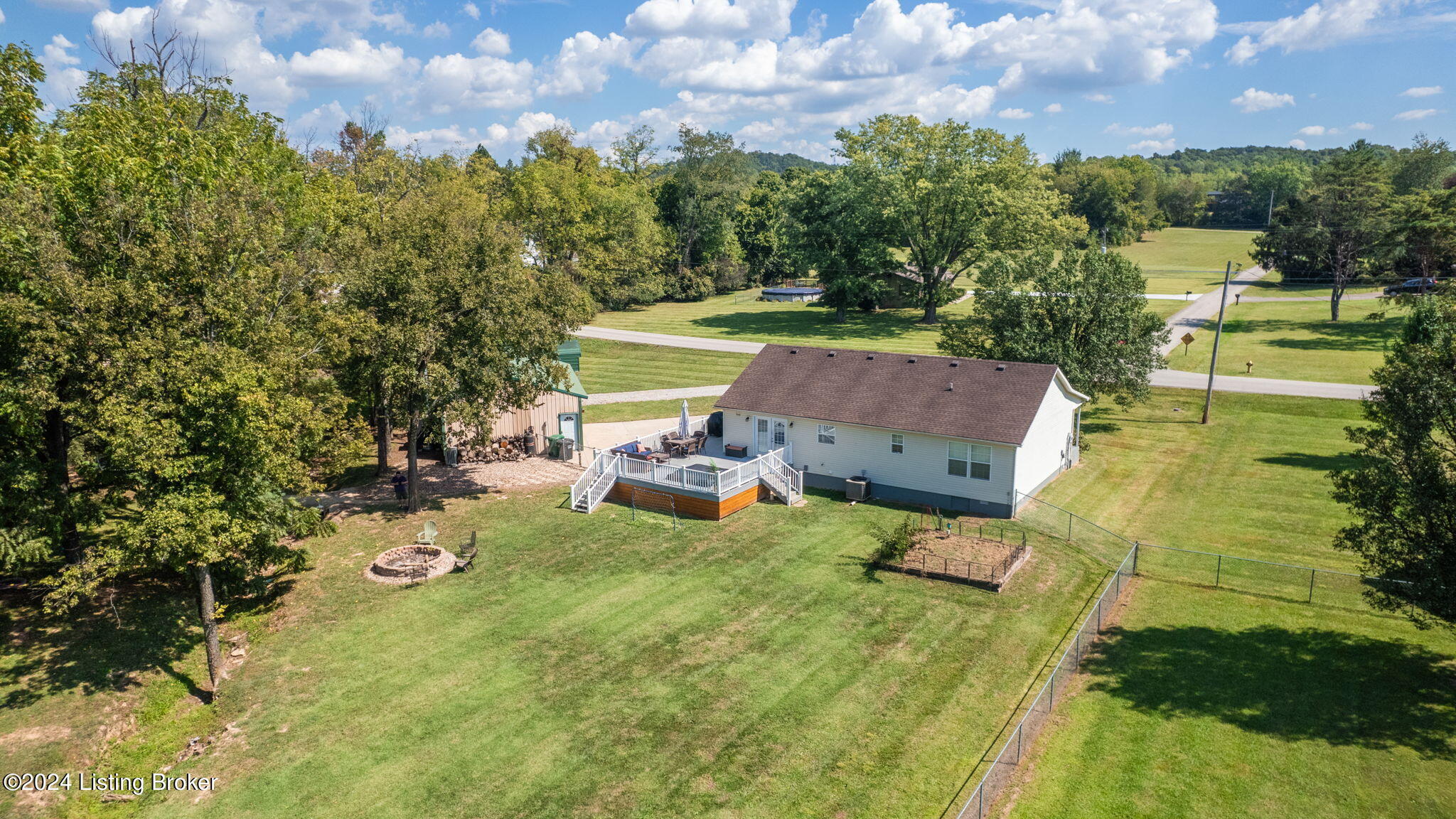 411 Tanglewood Road Shepherdsville, KY 40165 - Photo 52 of 59 51-web-or-mls-411 Tanglewood Rd Shepherd
