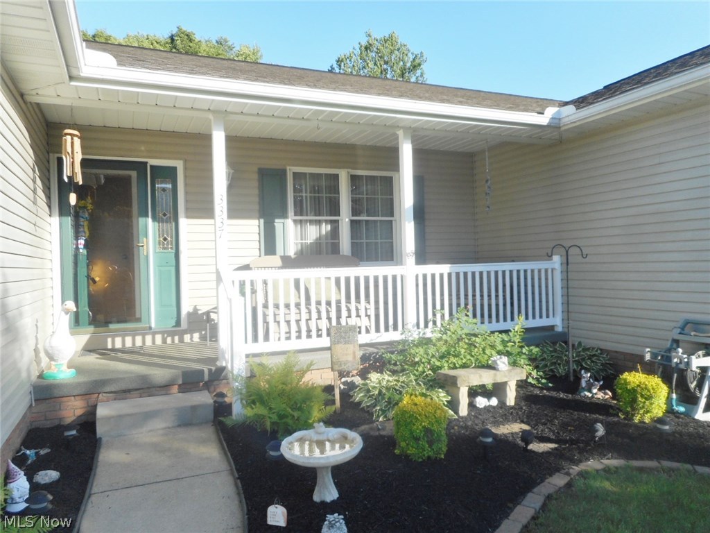 3337 Simpson Road Southeast Dennison, OH 44621 - Photo 3 of 35