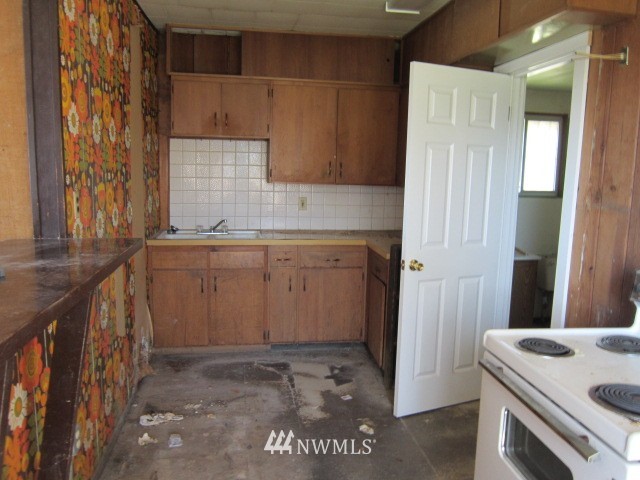 2573 Finkbonner Road Bellingham, WA 98226 - Photo 8 of 8 Gallery Image 8