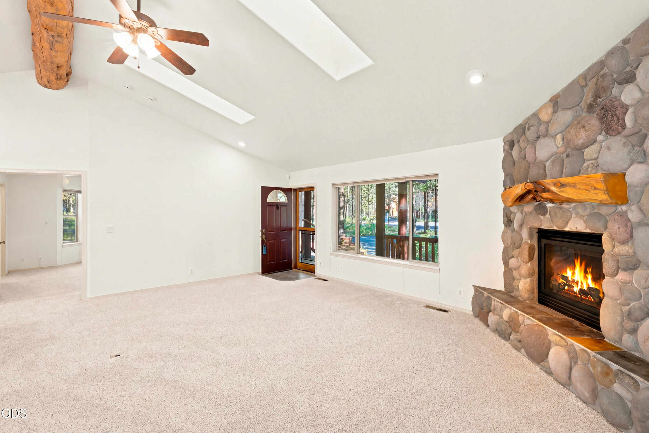 56718 Bandley Road Bend, OR 97707 - Photo 9 of 50