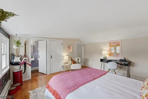 $825,000 | 154 Garfield Place, Maplewood, NJ 07040