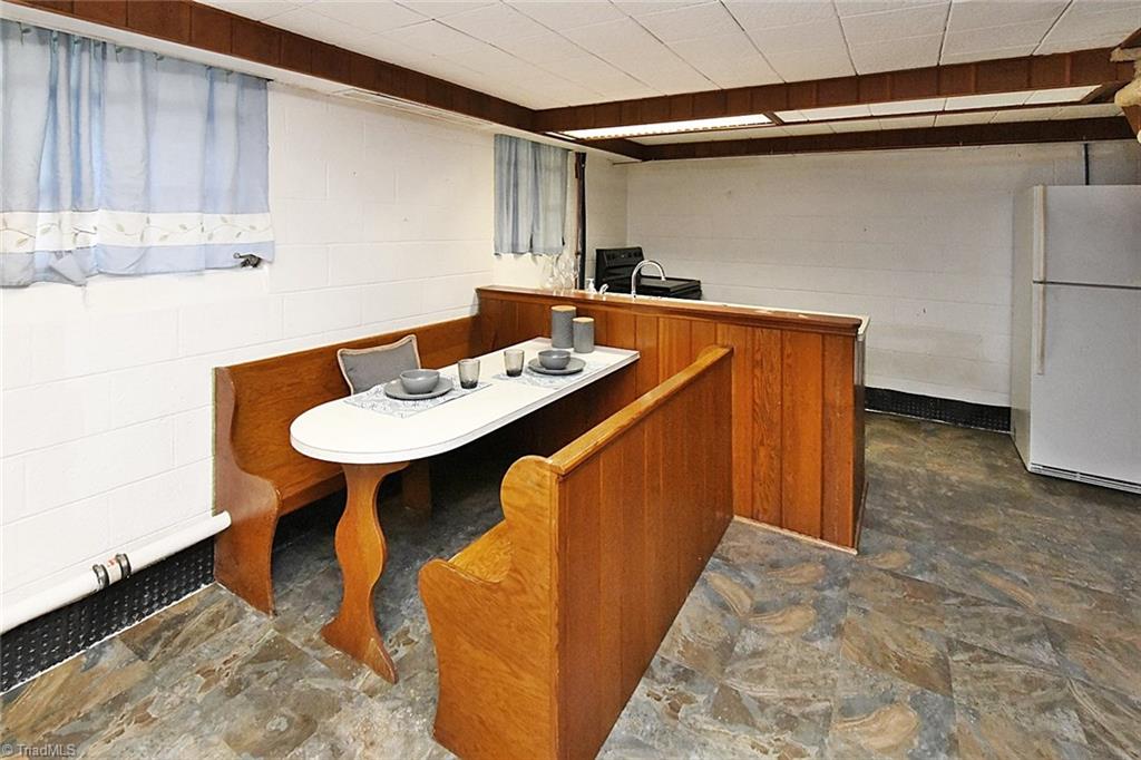 320 Doub Road Lewisville, NC 27023 - Photo 22 of 26 Built in dinette area off of the kitchenette space. Appliances stay