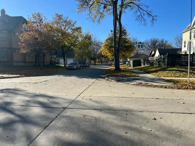 $189,900 | 3002 North 40th Street, Unit 3004, Milwaukee, WI 53210