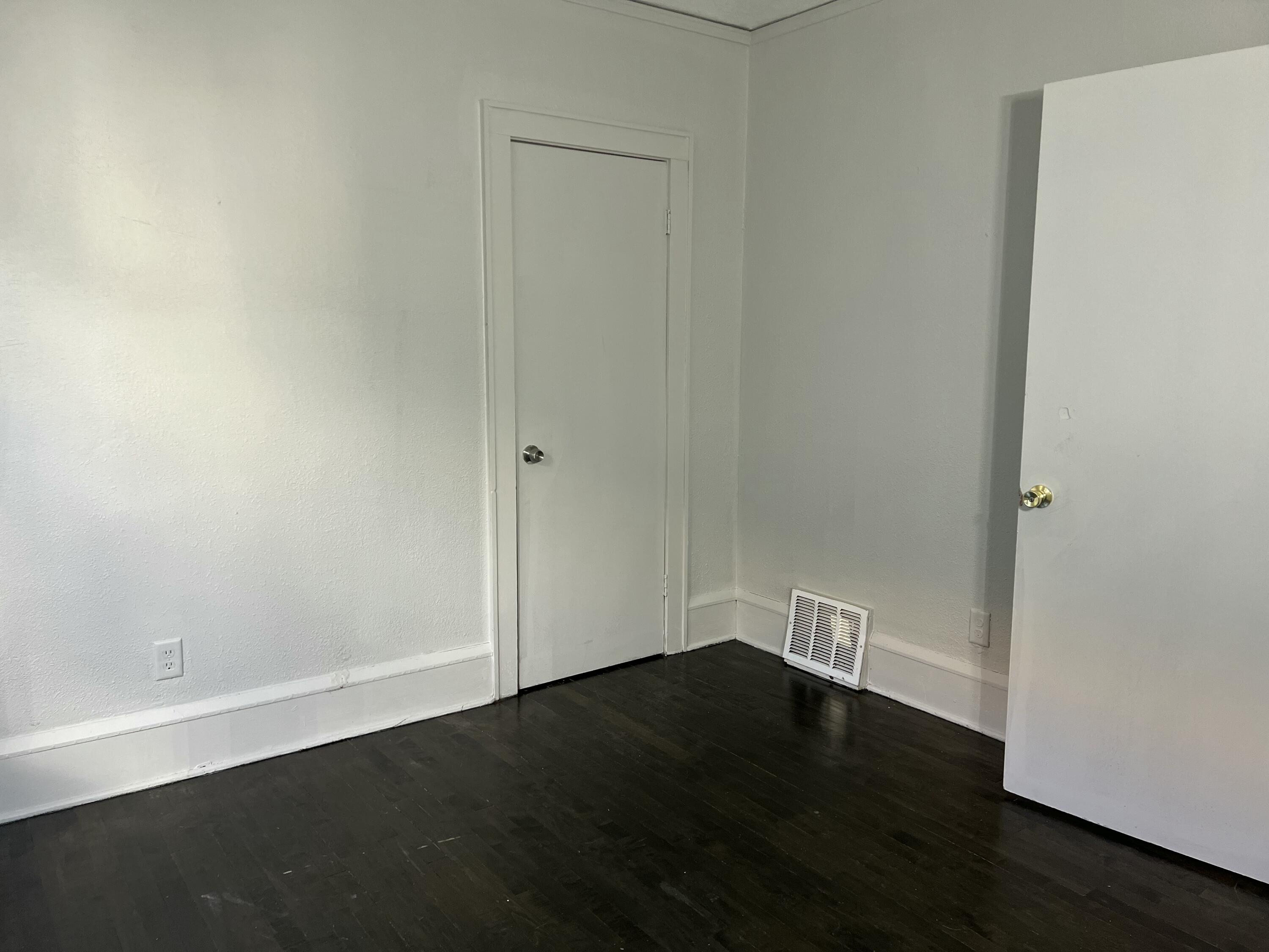 3002 North 40th Street, Unit 3004 Milwaukee, WI 53210 - Photo 43 of 160 IMG_5148