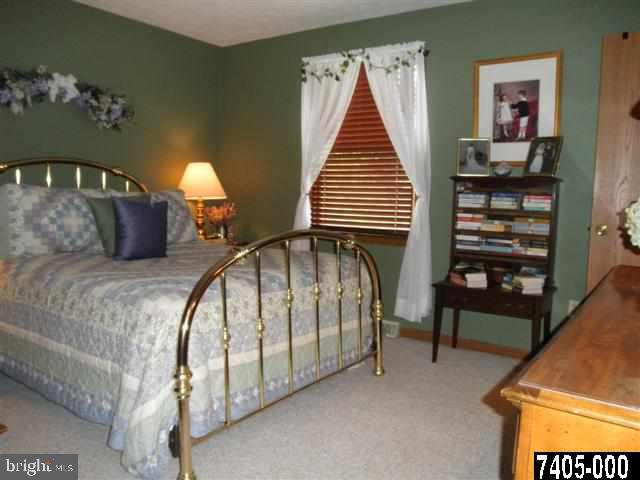 26 Narrow Road Hanover, PA 17331 - Photo 9 of 16 Gallery Image 9