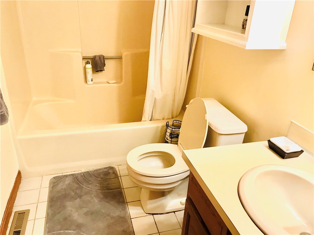 111 Roffee Street Barrington, RI 02806 - Photo 18 of 27 Gallery Image 18