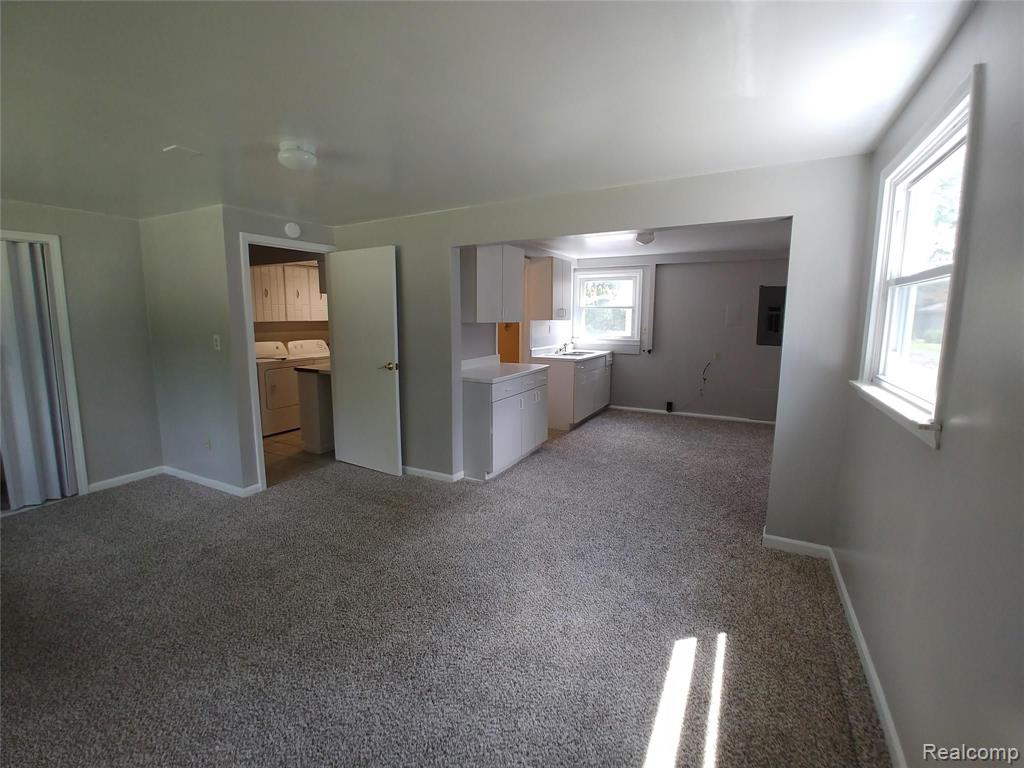 9211 Rucker Road Grosse Ile, MI 48138 - Photo 21 of 34
