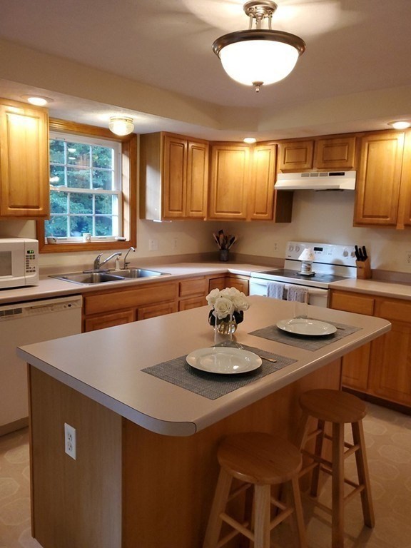 68 Old Princeton Road Hubbardston, MA 01452 - Photo 8 of 25 Gallery Image 8