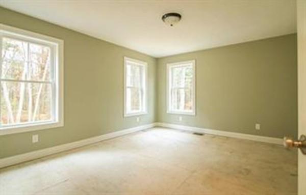 371 New Boston Road Sturbridge, MA 01566 - Photo 8 of 17