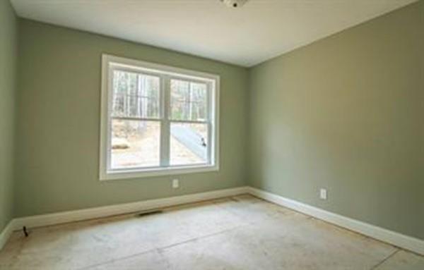 371 New Boston Road Sturbridge, MA 01566 - Photo 9 of 17