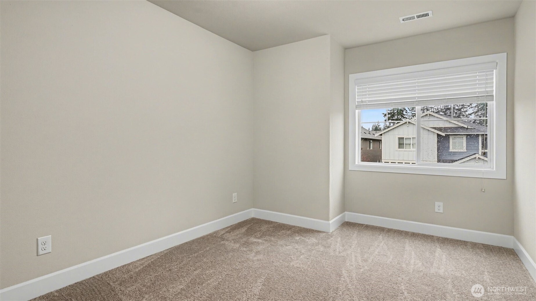 17321 40th Avenue Southeast Bothell, WA 98012 - Photo 31 of 40