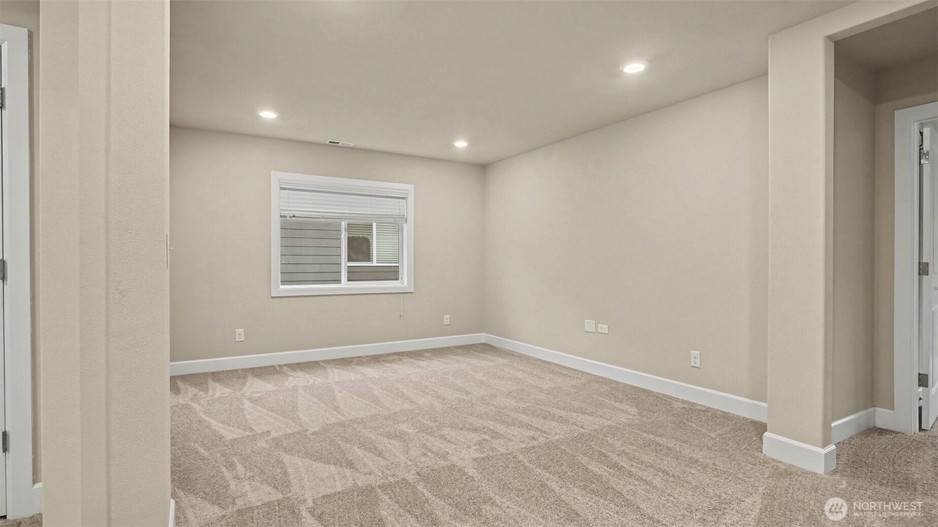 17321 40th Avenue Southeast Bothell, WA 98012 - Photo 33 of 40