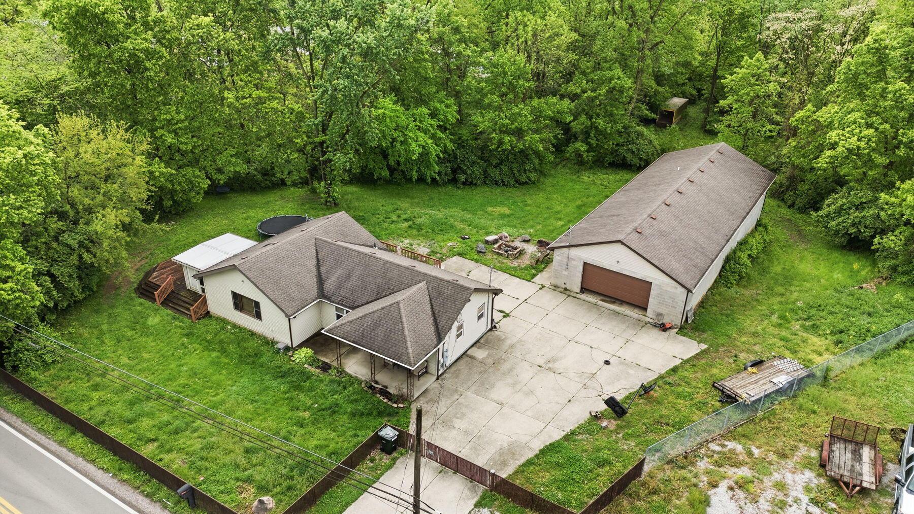 1691 Dyer Road Grove City, OH 43123 - Photo 9 of 108 aerial view