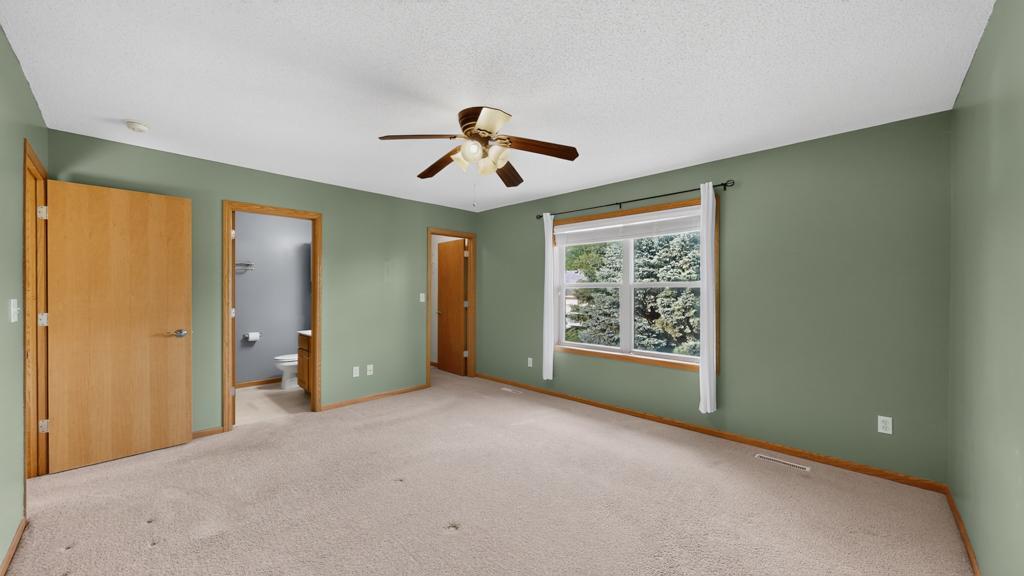5806 48 Avenue Northwest Rochester, MN 55901 - Photo 28 of 48