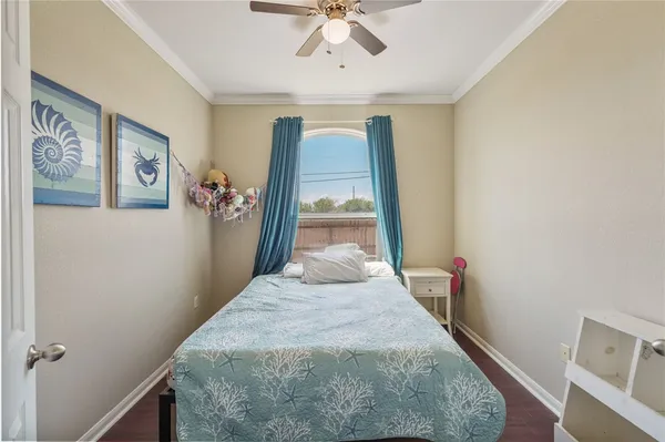 $275,000 | 1000 Imperial Street, Portland, TX 78374
