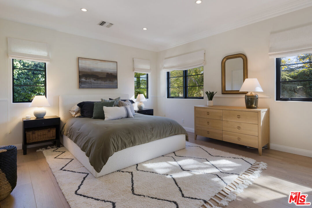 13439 Java Drive Los Angeles, CA 90210 - Photo 23 of 39
