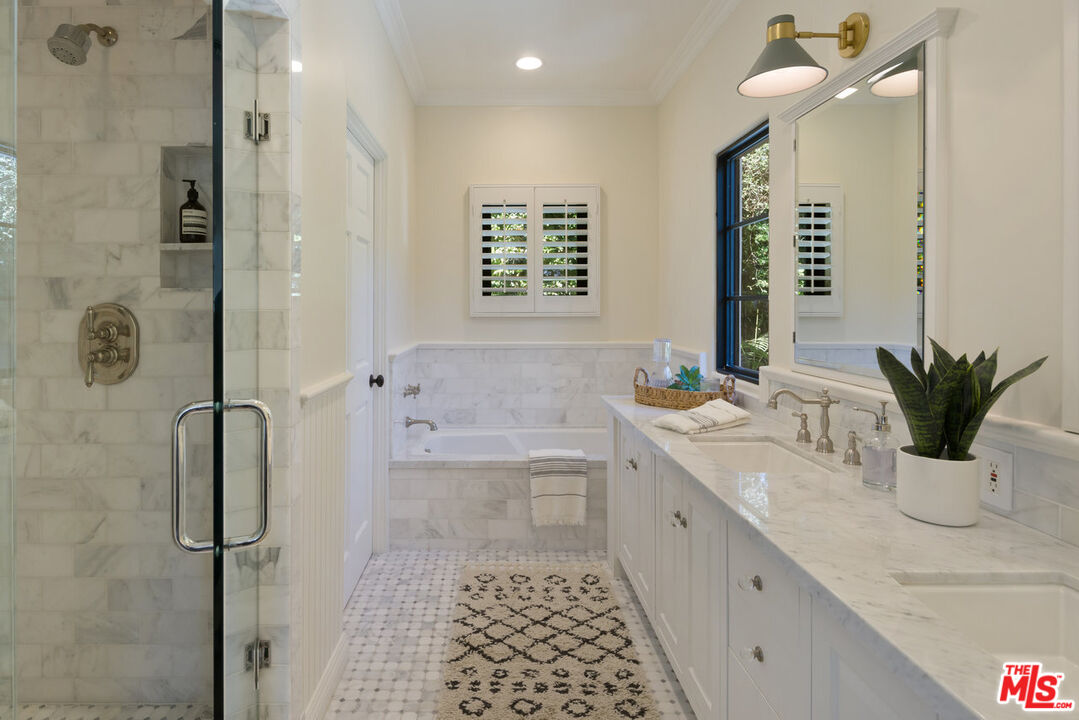 13439 Java Drive Los Angeles, CA 90210 - Photo 24 of 39