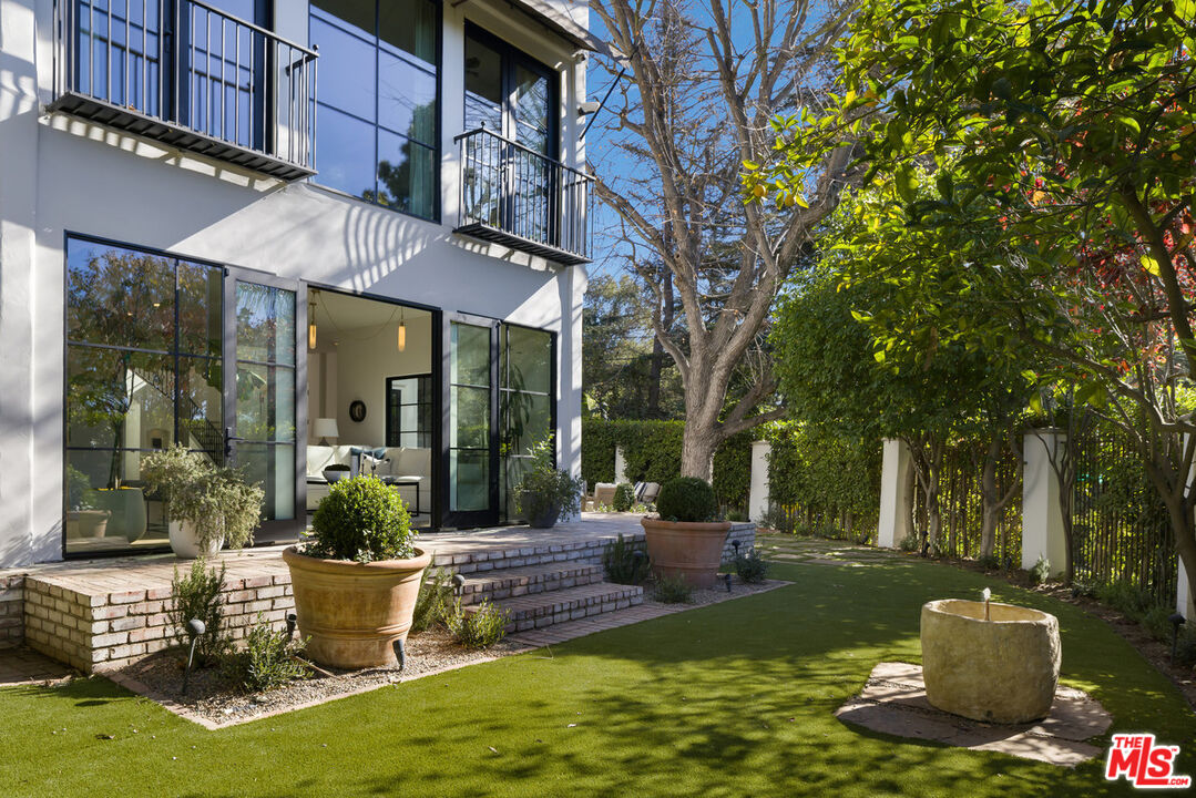 13439 Java Drive Los Angeles, CA 90210 - Photo 27 of 39