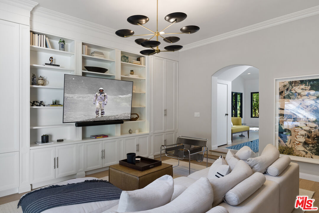 13439 Java Drive Los Angeles, CA 90210 - Photo 5 of 39