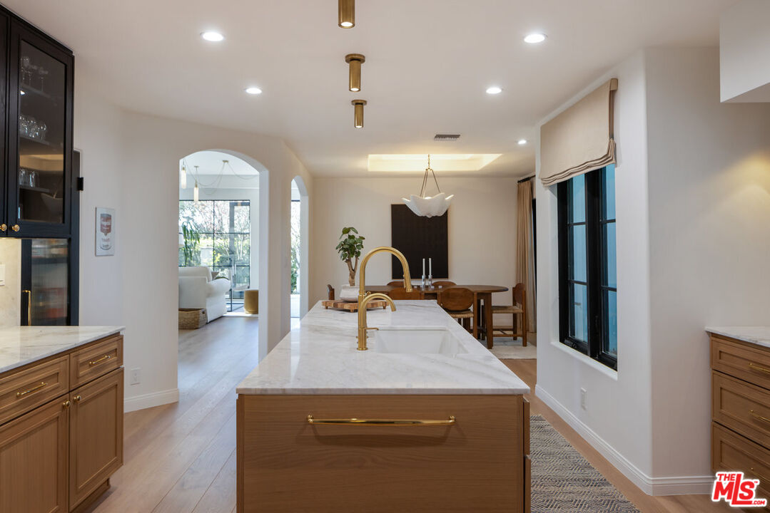 13439 Java Drive Los Angeles, CA 90210 - Photo 9 of 39