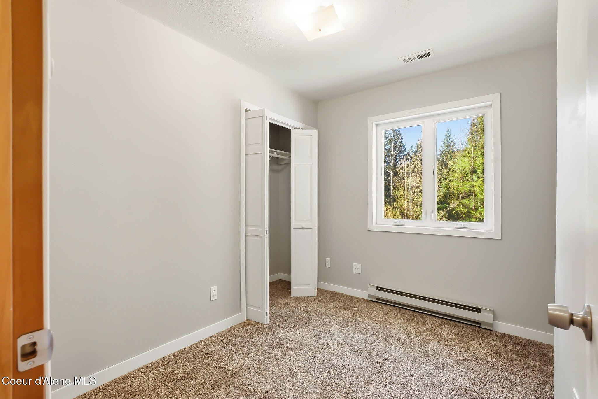 2899 Upper Pack River Road Sandpoint, ID 83864 - Photo 9 of 18 10_KFM06152