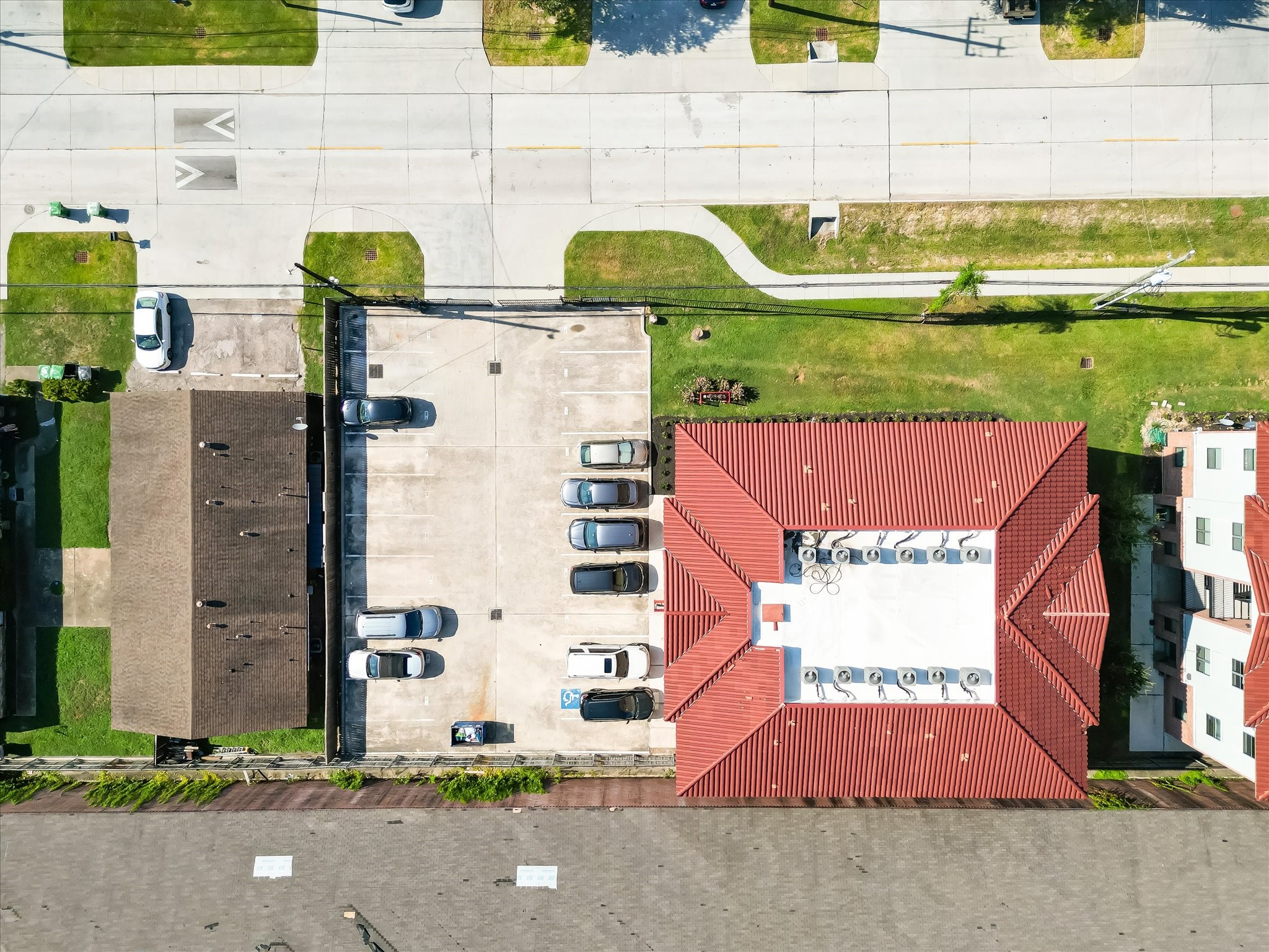 10102 Neuens Road, Unit B300 Houston, TX 77080 - Photo 17 of 18 a aerial view of a house with outdoor space