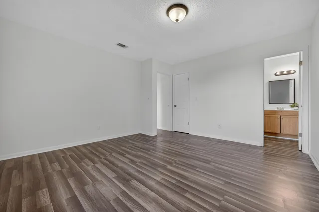 $229,000 | 552 Roberts Drive, DeFuniak Springs, FL 32433