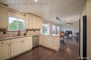 3133 Stillriver Drive Howell, MI 48843 - Photo 11 of 46