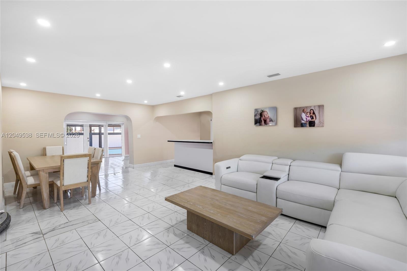 490 West 33rd Place Hialeah, FL 33012 - Photo 10 of 25