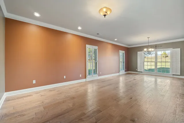 $2,500 | 237 Hickory Court, McMinnville, TN 37110