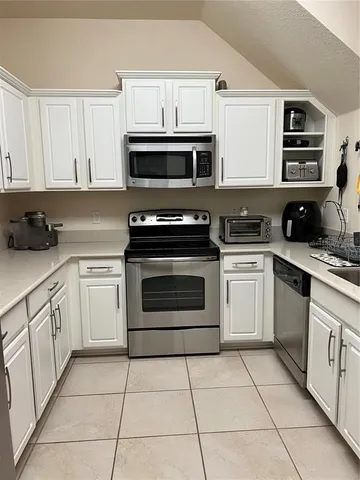 $2,950 | Undisclosed Address, Windermere, FL 34786