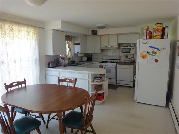 14 Hampden Road East Longmeadow, MA 01028 - Photo 5 of 20 Gallery Image 5