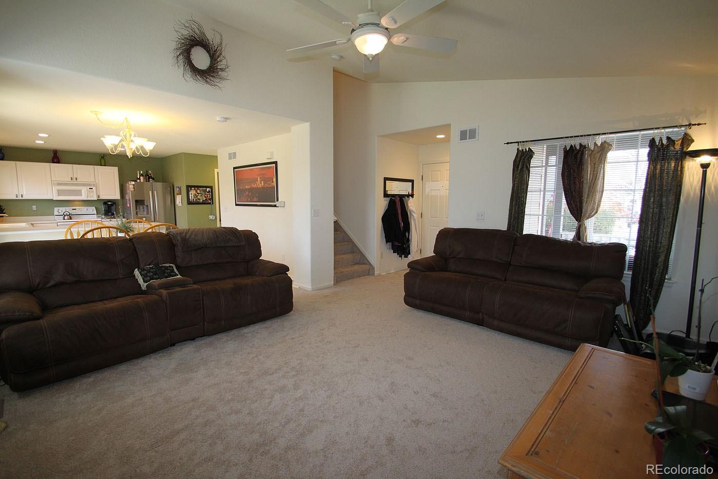 9972 Strathfield Lane Highlands Ranch, CO 80126 - Photo 4 of 26 Gallery Image 4