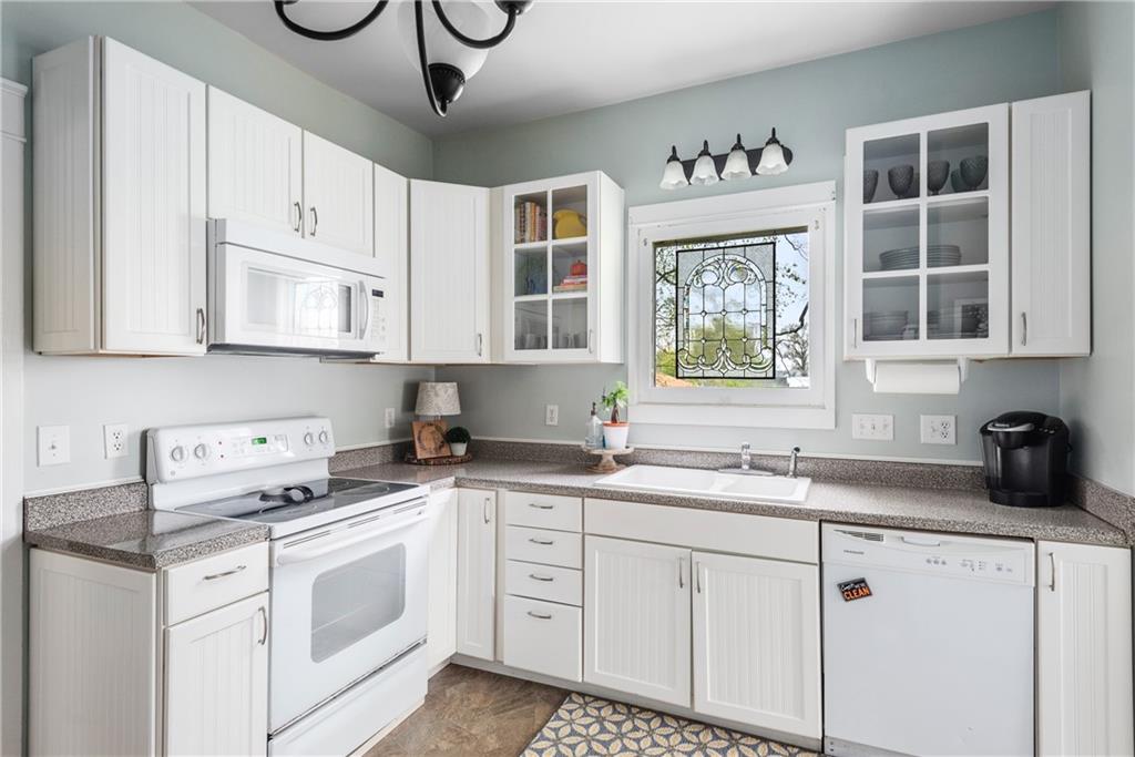 5050 Hickory Road Indianapolis, IN 46239 - Photo 16 of 37 Gallery Image 16