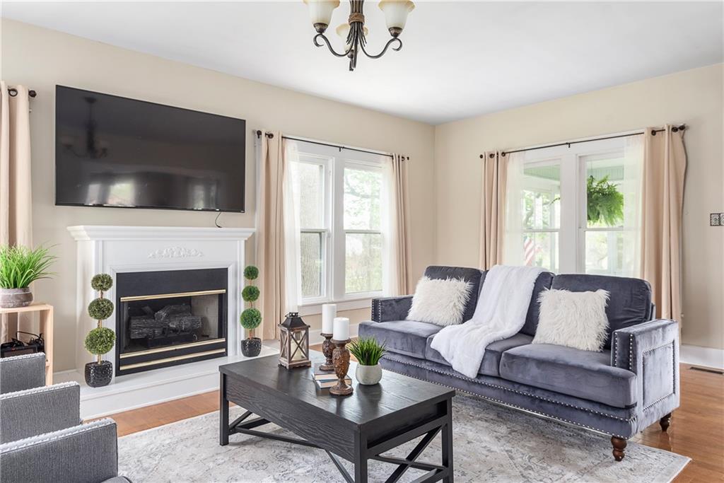 5050 Hickory Road Indianapolis, IN 46239 - Photo 8 of 37 Gallery Image 8