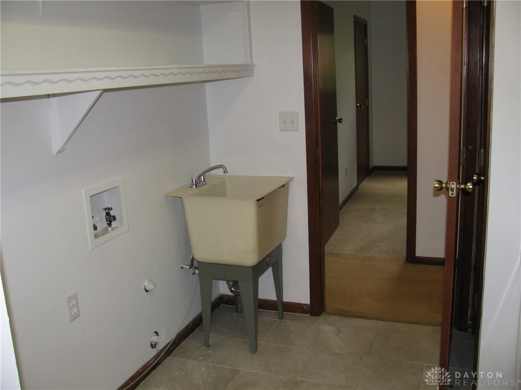 271 Enfield Road Dayton, OH 45459 - Photo 12 of 15 Gallery Image 12