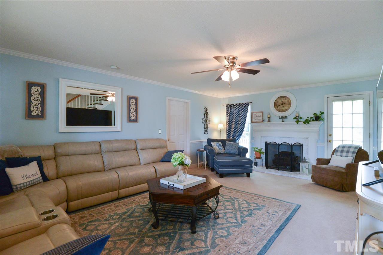 131 Sandy Ridge Road Dunn, NC 28334 - Photo 4 of 30 Gallery Image 4