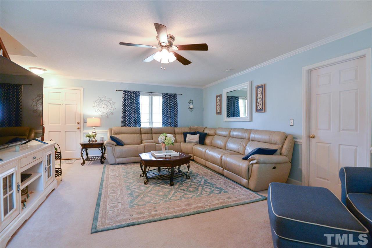 131 Sandy Ridge Road Dunn, NC 28334 - Photo 8 of 30 Gallery Image 8