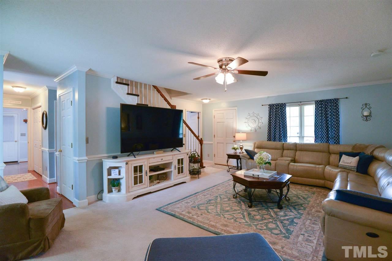 131 Sandy Ridge Road Dunn, NC 28334 - Photo 9 of 30 Gallery Image 9