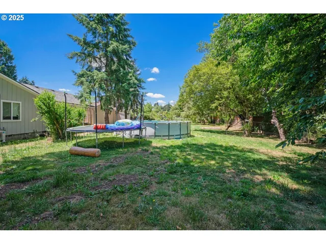 $370,000 | 3711 Earl Avenue Northeast, Albany, OR 97322