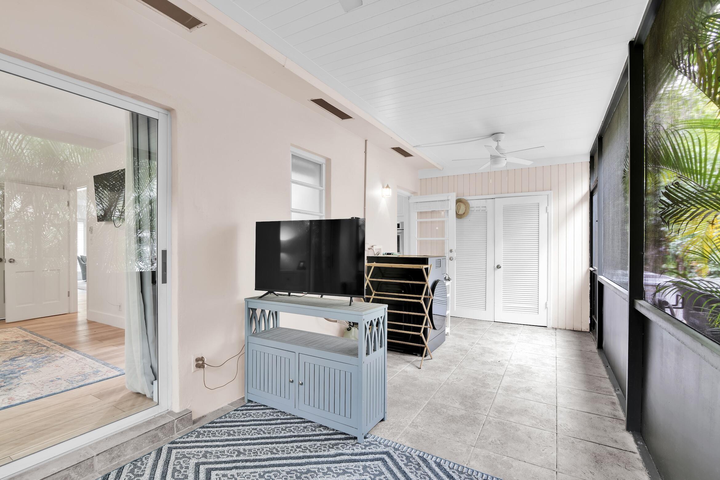 770 East Camino, Unit 30 Boca Raton, FL 33432 - Photo 35 of 43 Patio