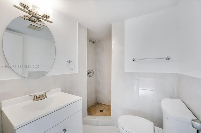 $2,300 | 777 Southwest 9th Avenue, Unit 203, Miami, FL 33130