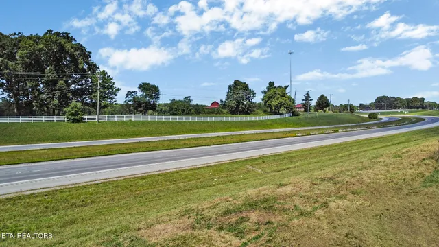 $589,900 | South York Highway, Jamestown, TN 38556