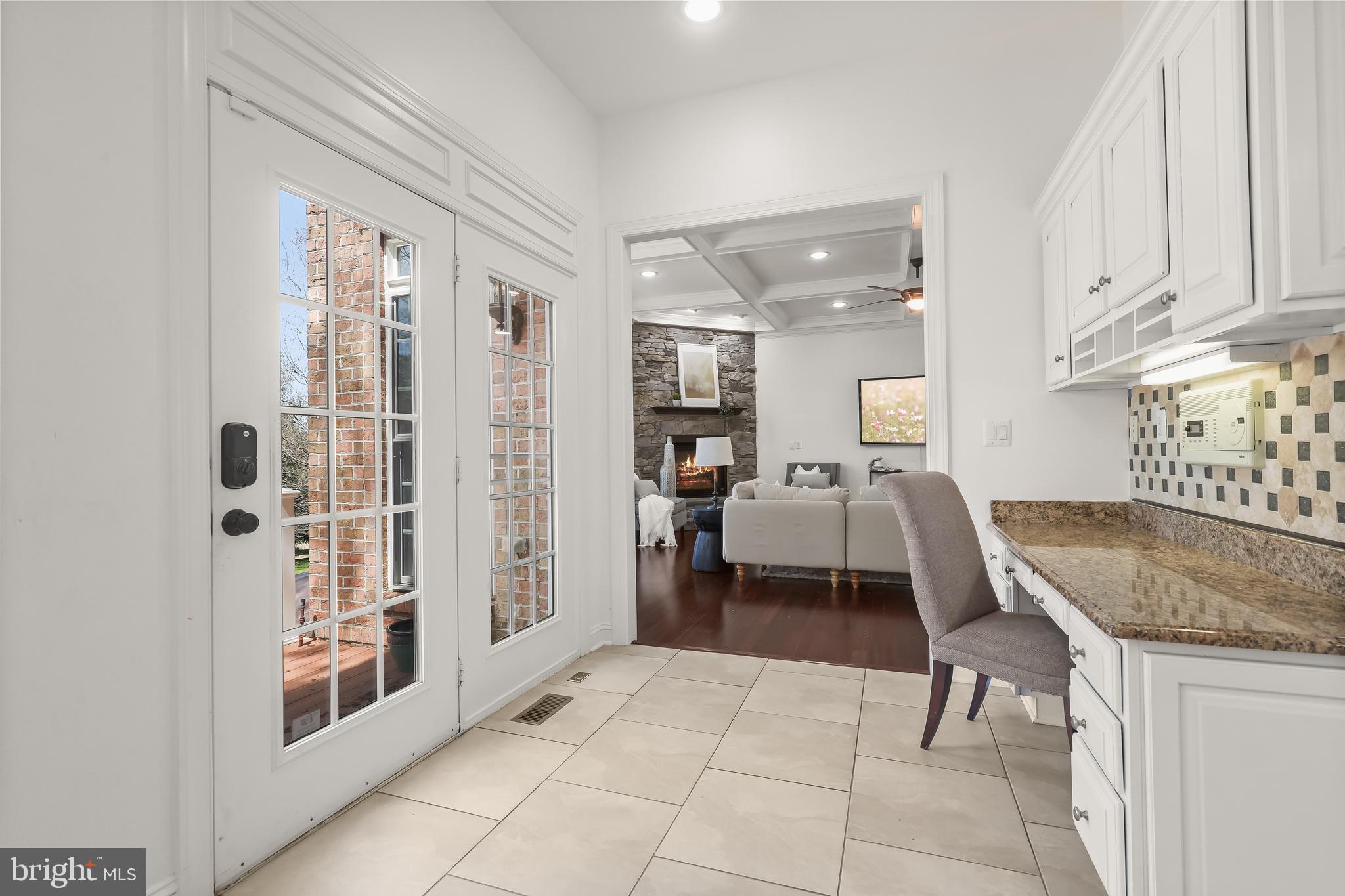 2414 Long Ridge Road Reisterstown, MD 21136 - Photo 23 of 103 Kitchen