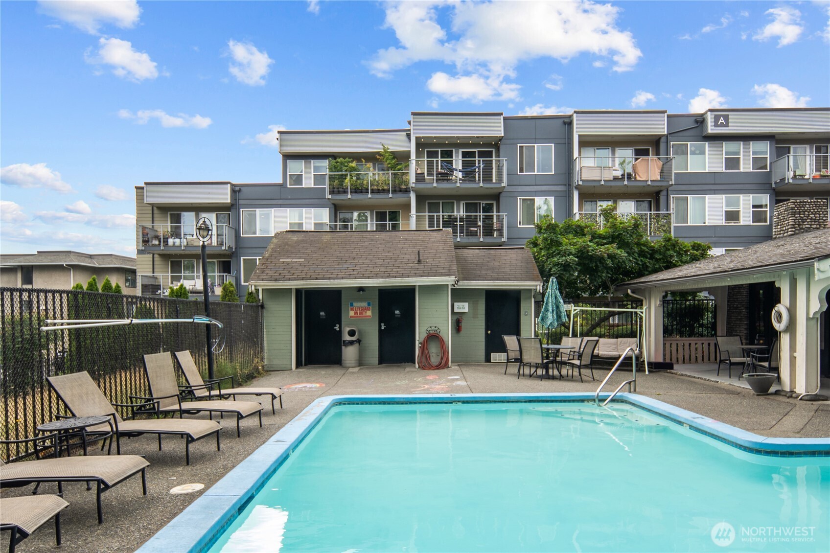 1311 12th Avenue South, Unit F401 Seattle, WA 98144 - Photo 31 of 40
