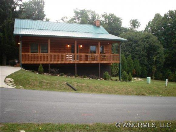 507 Panoramic Loop Maggie Valley, NC 28751 - Photo 1 of 14 Gallery Image 1